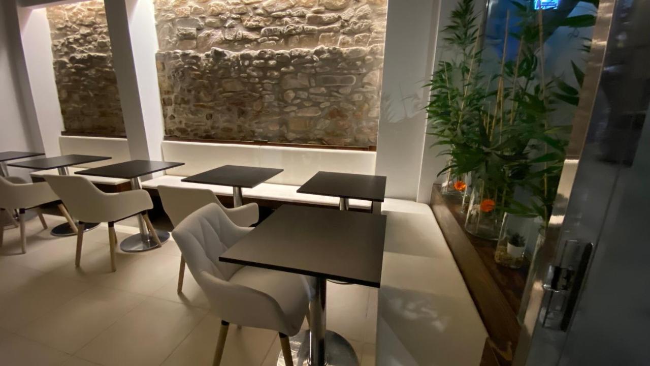 Hostal Somnis 苏利亚 外观 照片