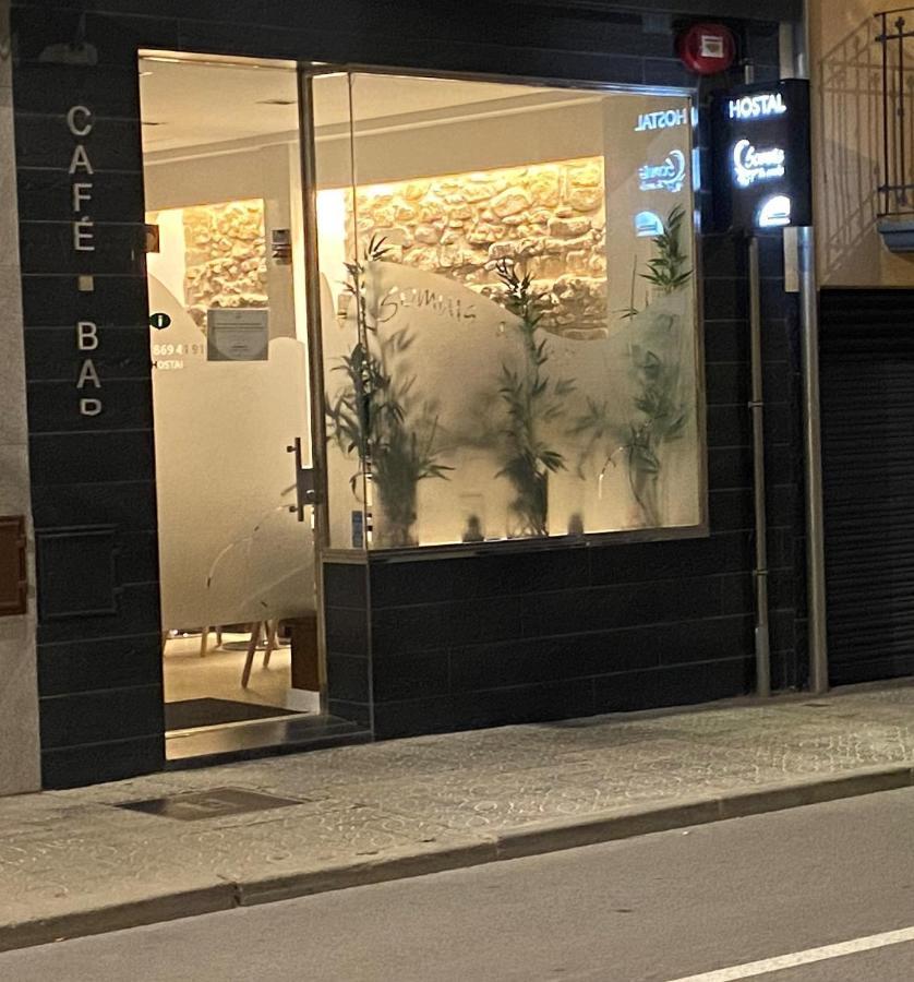 Hostal Somnis 苏利亚 外观 照片